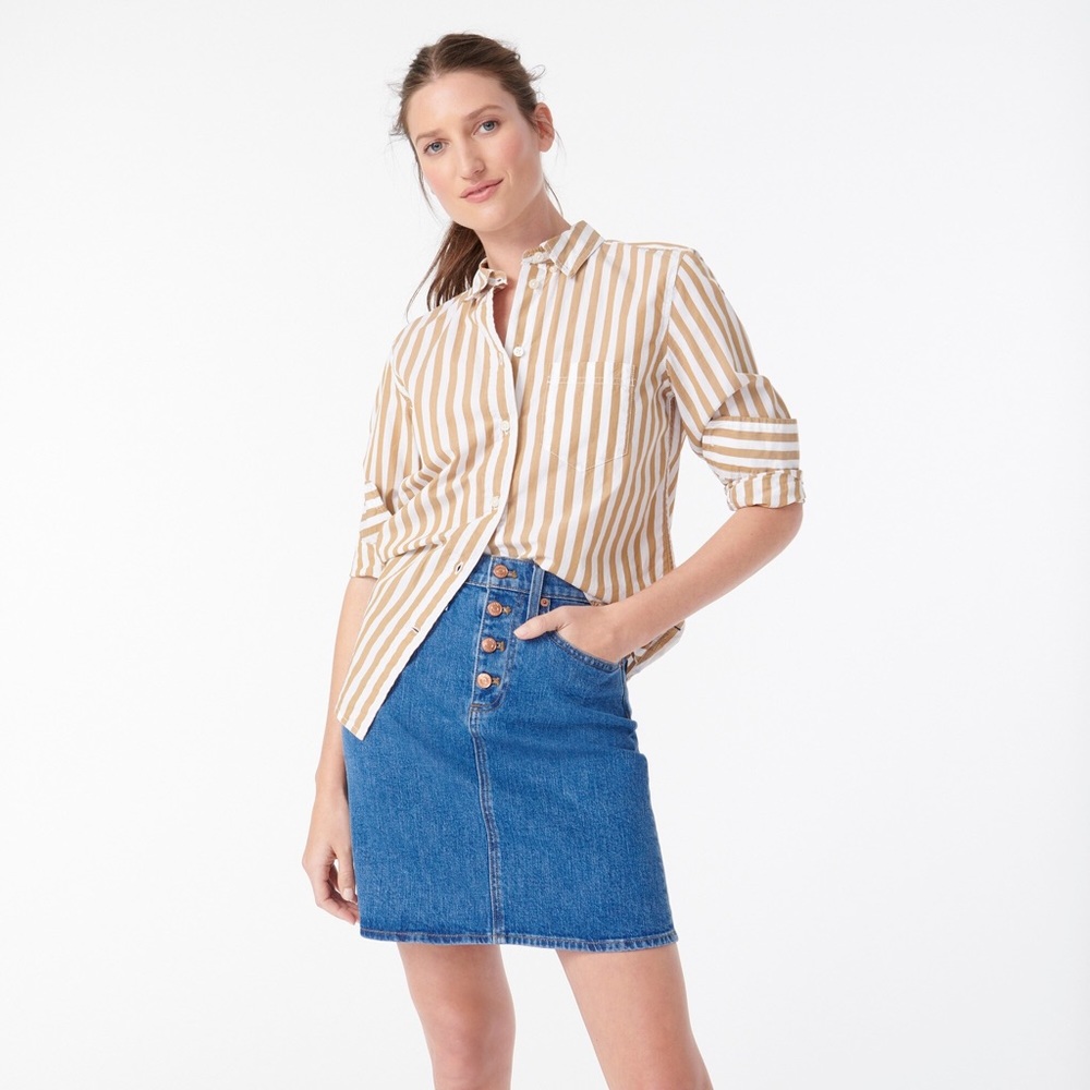 Button-front denim skirt